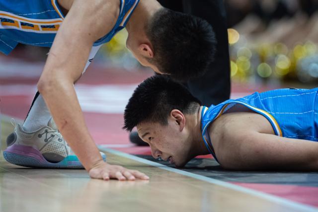 世界杯官方正版客户端下载-距离黑九奇迹只差一口气！首钢再次被广东绝地逆转